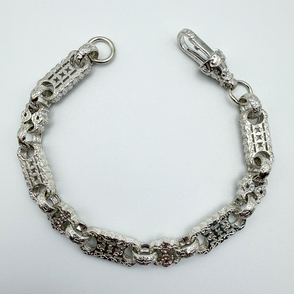 925 sterling silver Stars & Bars link bracelet, 8.5 inches long, photographed on white background